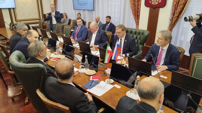 سناتورهای ارشد روس: هرگونه تلاش برای احیای تحریمهای ایران اعتبار ندارد