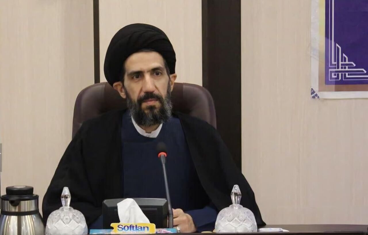 مردم برای حل و فصل دعاوی حقوقی به داوران حرفه‌ای مراجعه کنند