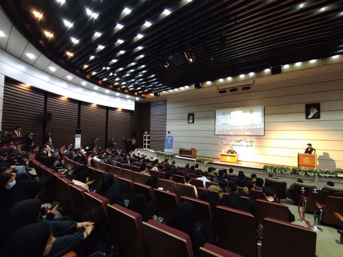 خاندوزی: فساد چای دبش با شفاف سازی اطلاعات مالی شناسایی شد