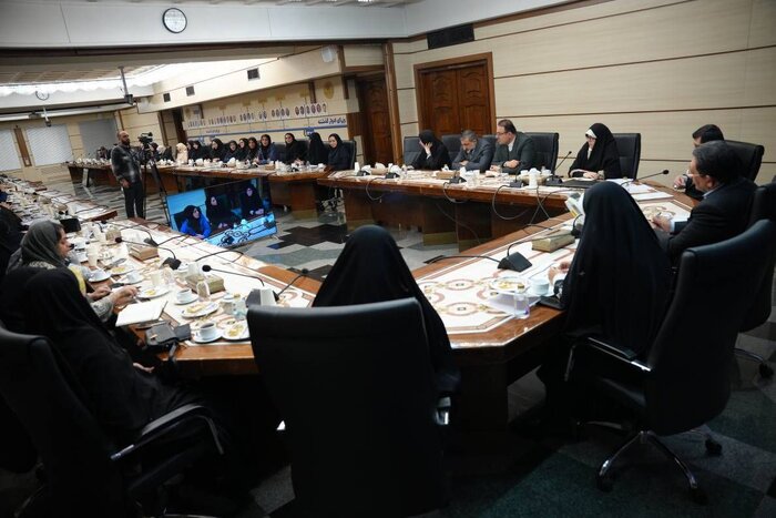 حضور زنان در رده های بالای کارآفرینی تقویت کننده بخش صنعتی است