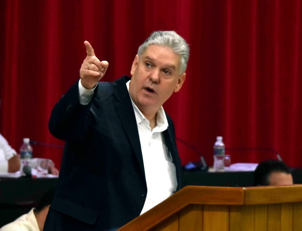 وزیر اقتصاد پیشین کوبا به حبس ابد محکوم شد