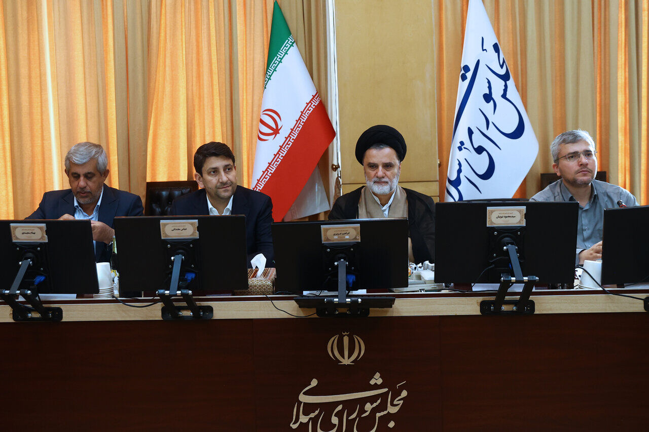 استفاده مردم از فیلترشکن‌ها باید به حداقل برسد