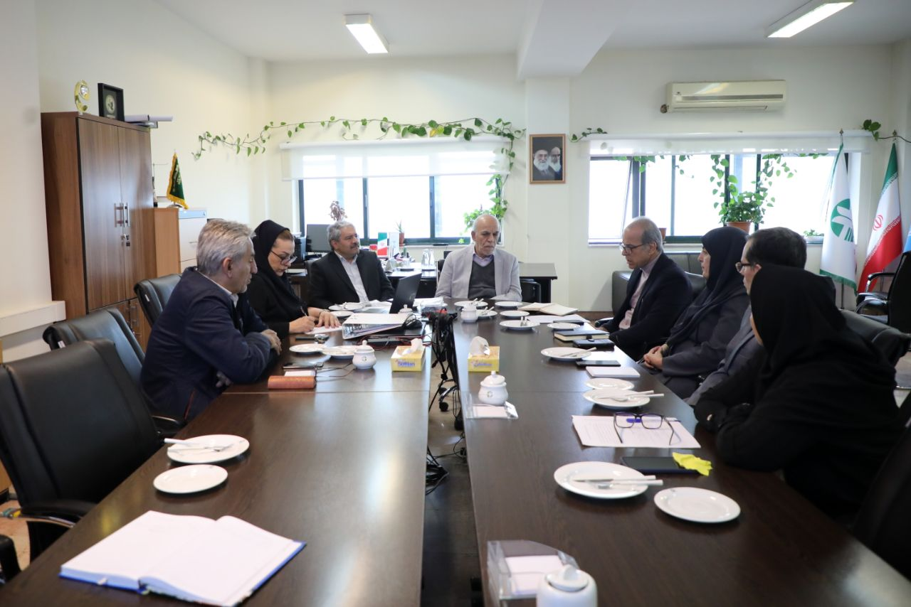 لزوم تدوین قانون حفاظت از محیطزیست دریا/تأمین حقابه تالاب هامون در چارچوب دیپلماسی فعال