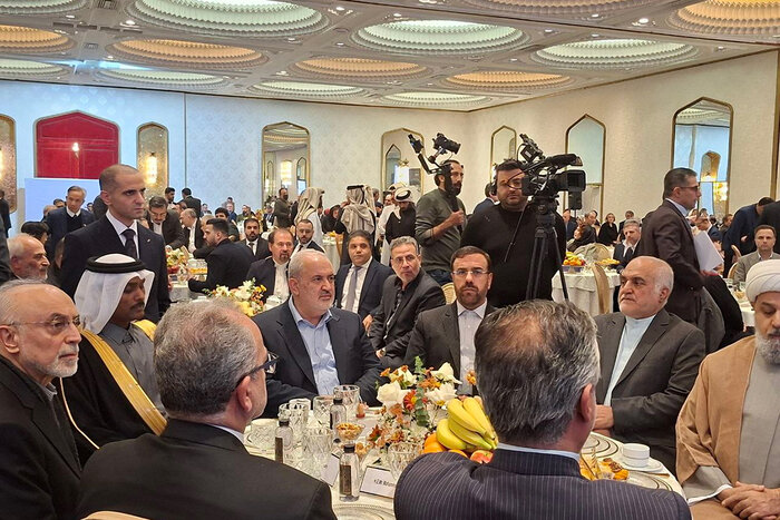 تاکید استاندار فارس بر آمادگی استان برای نقشآفرینی در دیپلماسی اقتصادی دولت