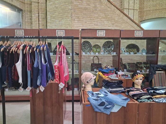 جلیقههایی که فرهنگ میبافند/ کوکهای سوزندوزی بلوچ در آغوش پارچههای مدرن