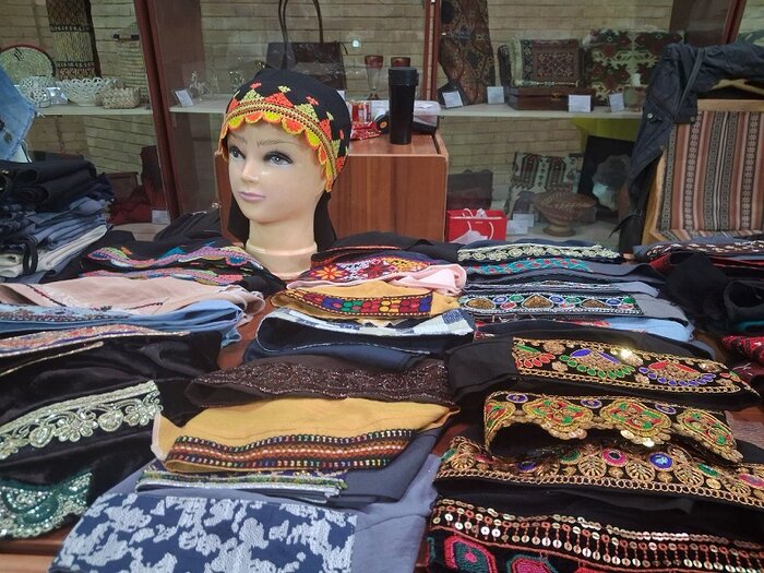 جلیقههایی که فرهنگ میبافند/ کوکهای سوزندوزی بلوچ در آغوش پارچههای مدرن