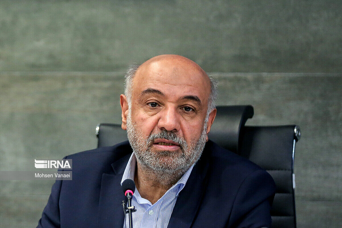 وزیر تعاون، کار و رفاه اجتماعی وارد استان سمنان شد