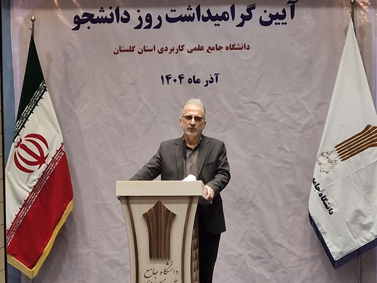 معاون استاندار گلستان خطاب به دانشجویان: جز شما کسی نمی‌تواند پاسخگوی آرزوهایتان باشد