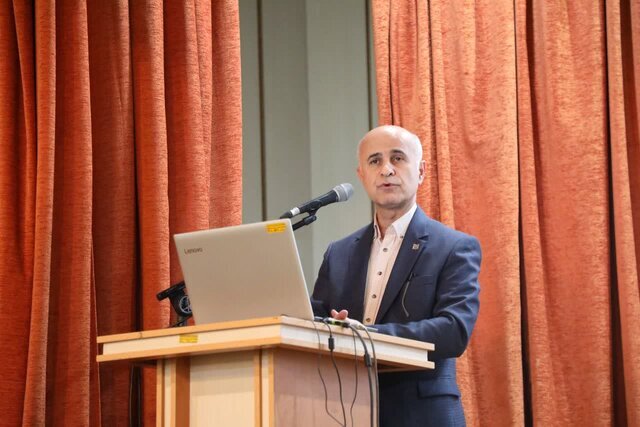 استاندار مازندران: راه‌ حل مسائل کشور در دستان پژوهشگران علمی است