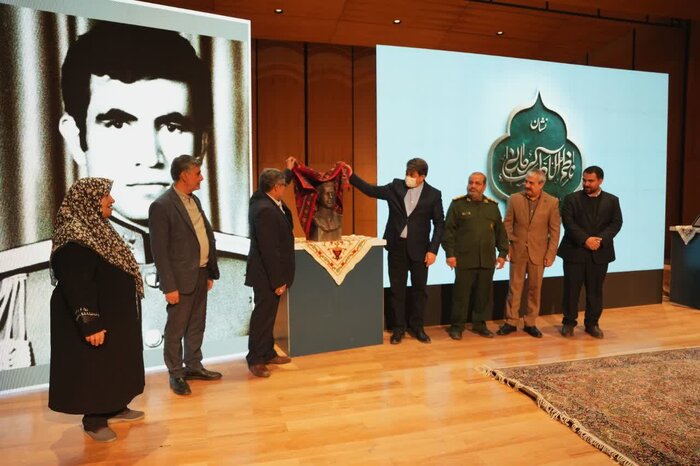 نشان ناظم الاطباء کرمانی به پنج چهره پرافتخار کرمان اهدا شد