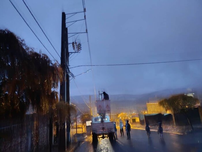 کهگیلویه و بویراحمد پس از ۳۰ ساعت بارش سنگین برف و باران/شبکه برق پایدار شد