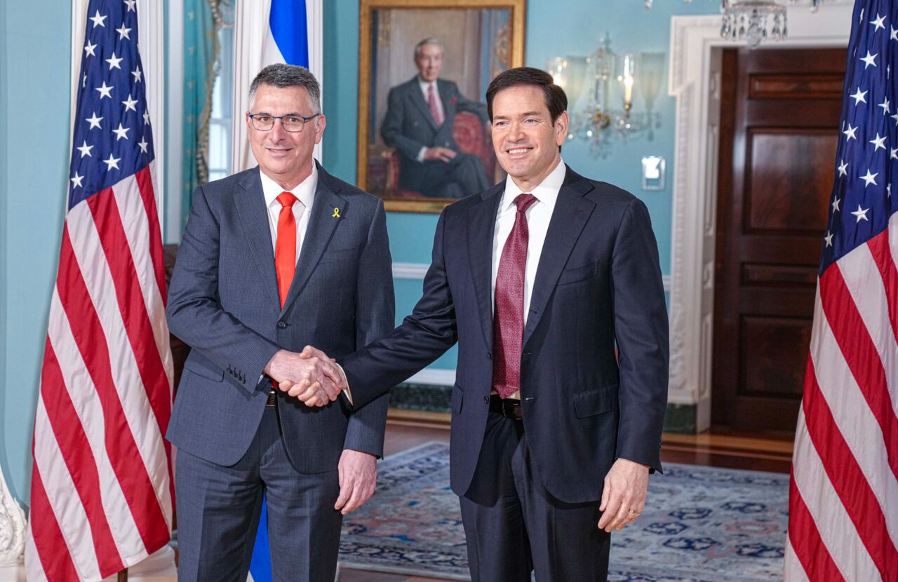 دیدار وزرای خارجه آمریکا و رژیم صهیونیستی و رایزنی درباره تحولات منطقه