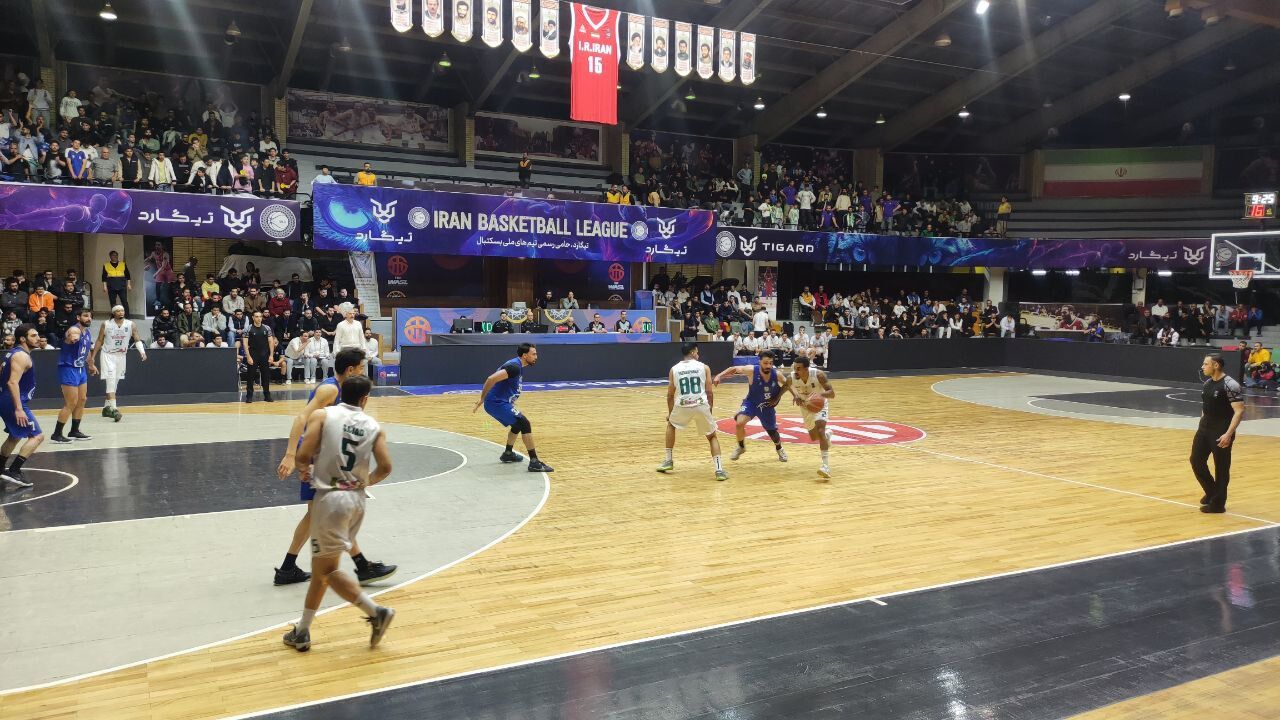لیگ برتر بسکتبال ؛ پیروزی استقلال مقابل طبیعت در بازی بزرگ هفته