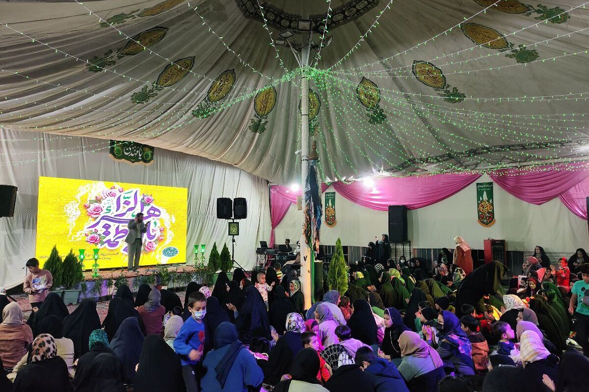 فیلم| جشن ولادت حضرت فاطمه زهرا (س) در هیات فاطمیه بیرجند