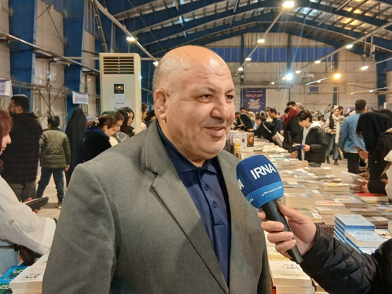 نمایشگاه کتاب کرمانشاه میزبان ویژه‌برنامه ادبی روز مادر