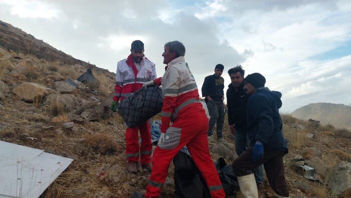 واژگونی اتوبوس مسافربری تهران–یاسوج در محور سمیرم سه کشته بر جا گذاشت