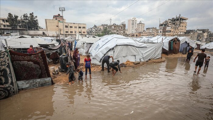 سازمان ملل: طوفان «بایرون» چادرهای آوارگان غزه را به زیر آب برد
