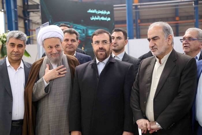 رونمایی از غولساز جدید خودرویی؛ آغاز تولد کشندههای دیزلی «برنا خودرو» در شیراز