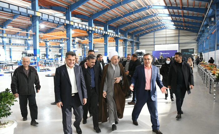 رونمایی از غولساز جدید خودرویی؛ آغاز تولد کشندههای دیزلی «برنا خودرو» در شیراز