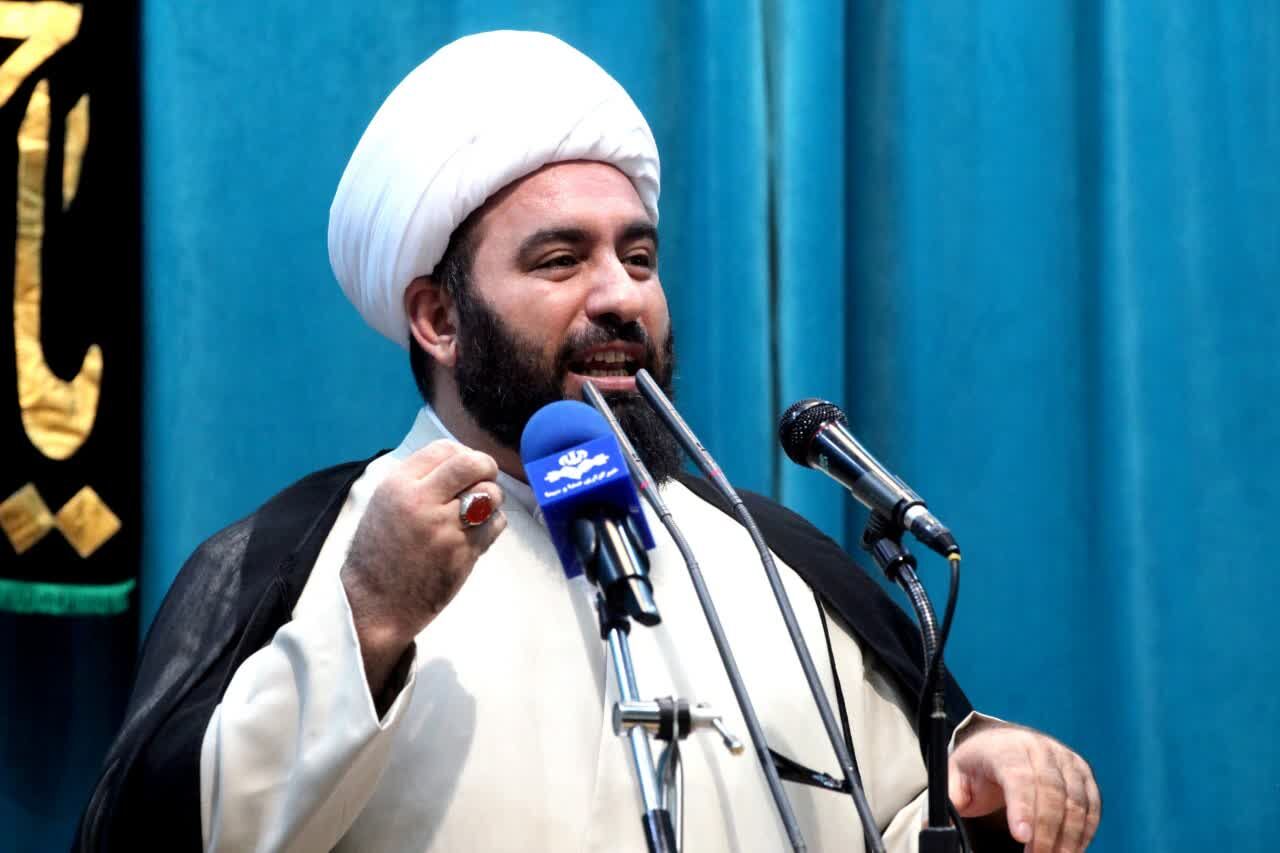 امام‌جمعه موقت کرمانشاه: زن در مکتب اسلام بالاترین جایگاه را دارد