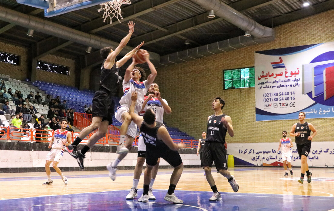 پیروزی قدرتمند بسکتبال نبوغ اراک مقابل نیروی زمینی تهران