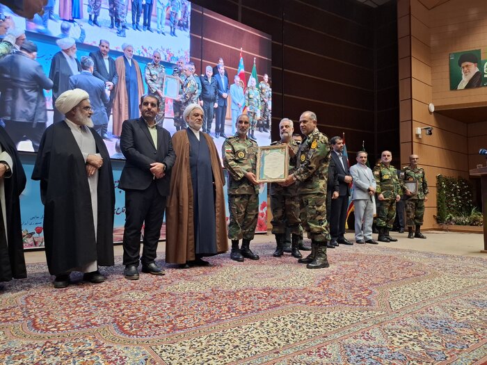 فرمانده نیروی زمینی ارتش: نیروهای مسلح ایران در فناوریهای نوین حرف برای گفتن دارند