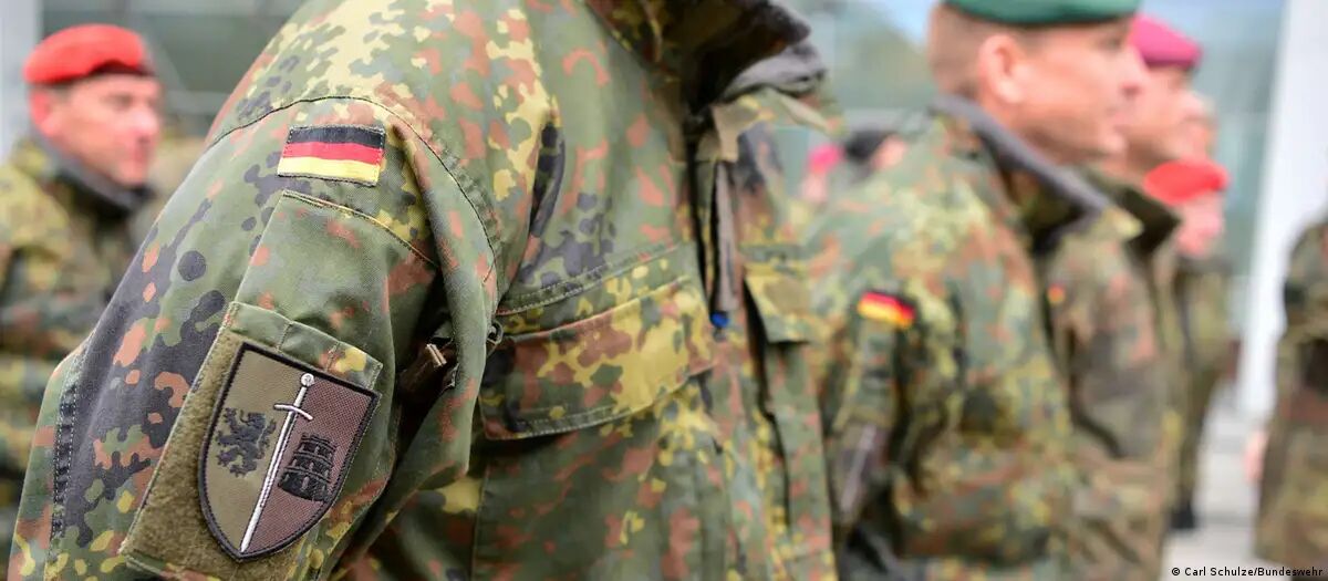 آلمان نیروهای خود را برای تقویت مرز شرقی لهستان اعزام می‌کند