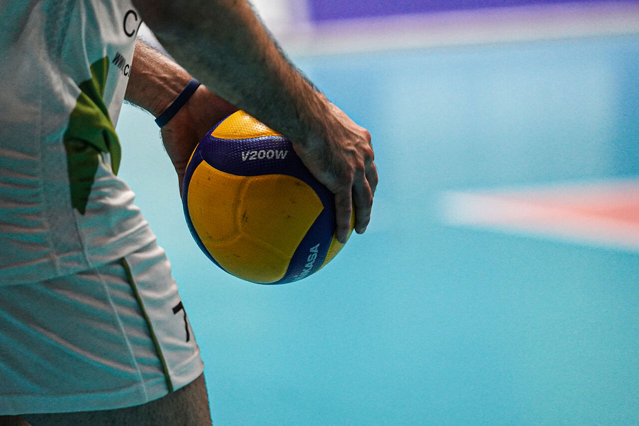 لیگ برتر والیبال | تداوم ناکامیهای مهرگان نور؛ چهارمین پیروزی پیکان در مازندران