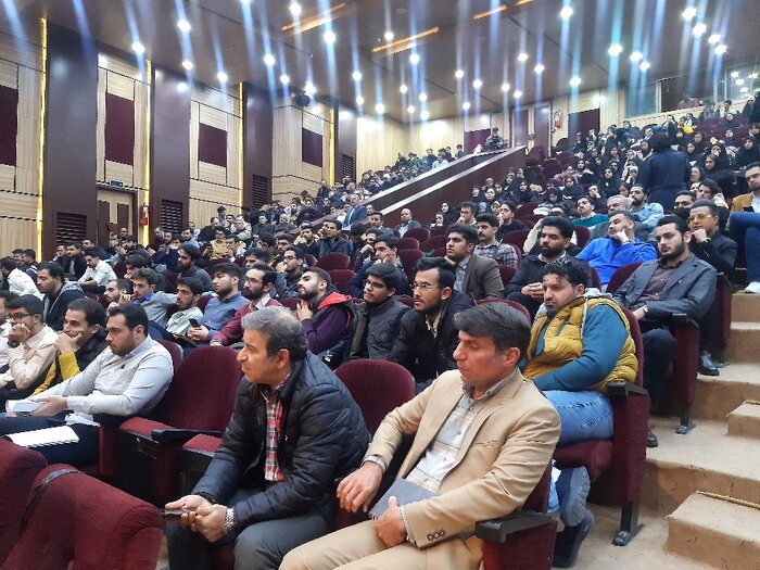 دعوت استاندار اصفهان از دانشجویان برای ایده پردازی راهبردی