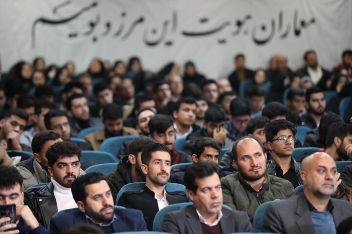 استاندار ایلام: «شهادت» عالیترین درس دانشجومعلمان در کلاس ایثار بود