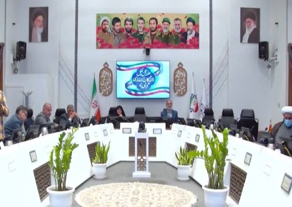 عضو شورای شهر اصفهان: انتقال آب دریا، ناترازی حوضه زاینده‌رود را حل نمی‌کند