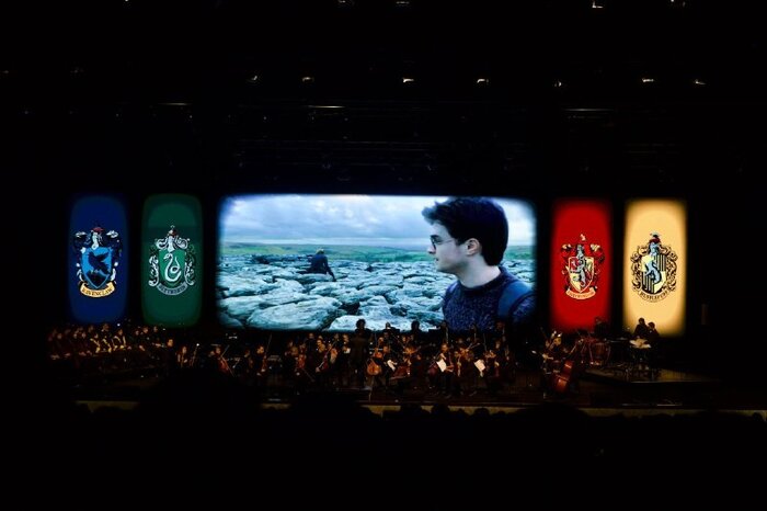 فراخوان دهمین مسابقه رضا کروریان منتشر شد/بازنشر «رد انگشتان من» پس از ۱۳سال