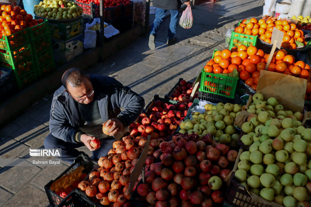 جشنواره فروش ویژه شب یلدا در خراسان شمالی آغاز شد