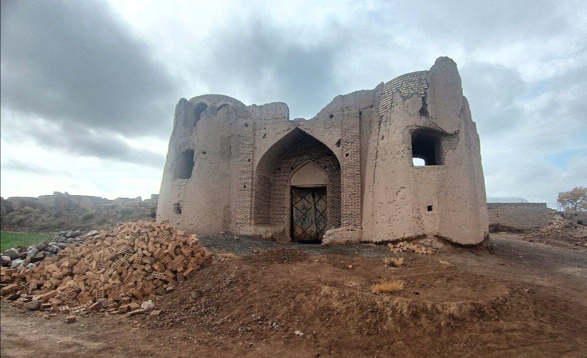 پنج میلیارد ریال برای مرمت قلعه تاریخی «گیسور» گناباد اختصاص یافت پنج میلیارد ریال برای مرمت قلعه تاریخی «گیسور» گناباد اختصاص یافت