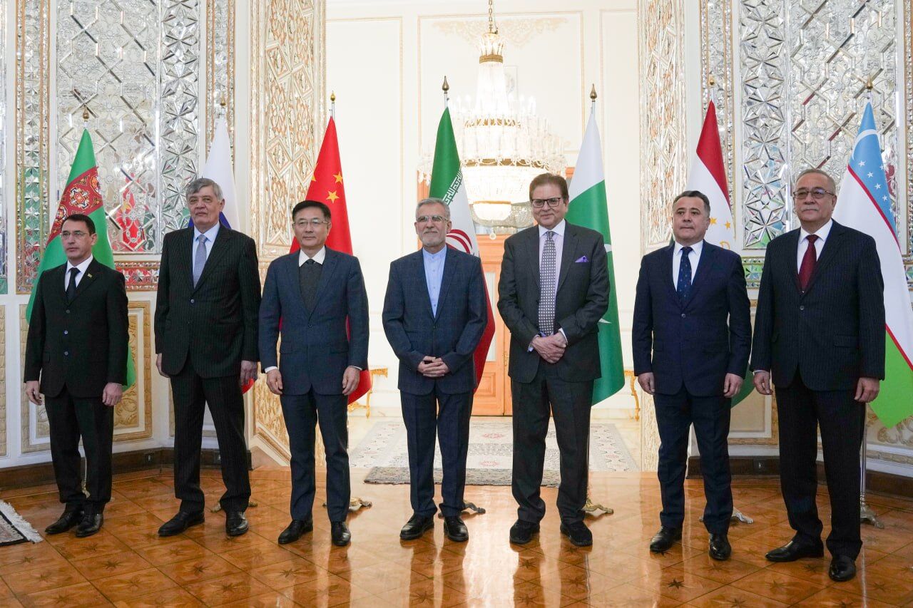 Iran poudarja regionalno sodelovanje za stabilnost Afganistana in zavrača zunanje vmešavanje