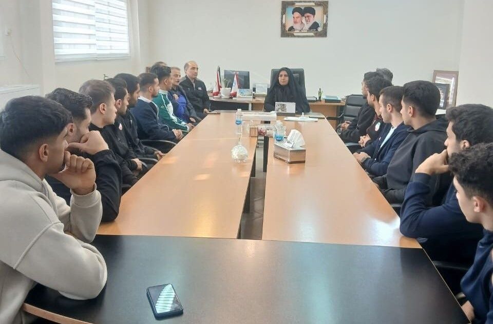 ملی‌پوشان ژیمناستیک با نقوی دیدار کردند