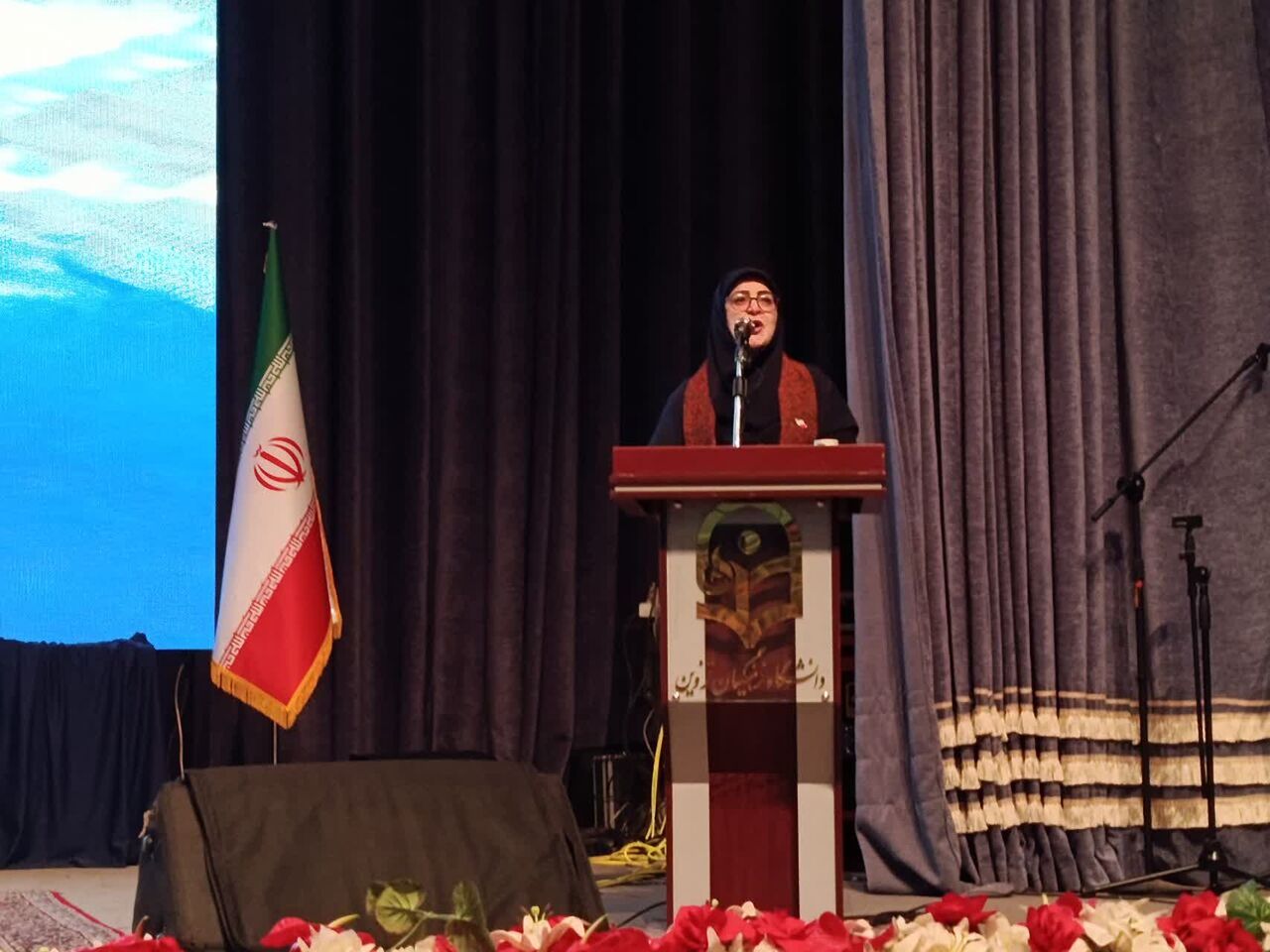 مهاجرانی: زن، محور امیدآفرینی و تعادل اجتماعی است