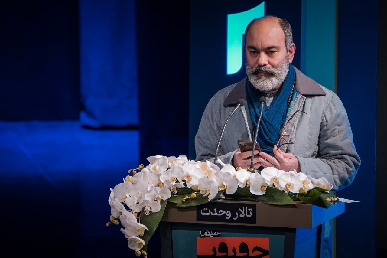 از تشویق ایستاده پدرها تا بیان گلایه ها به وزیر فرهنگ/ این مستند به دست وزیر بهداشت برسد