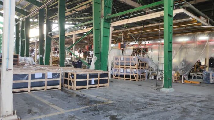 استاندار لرستان: ایستادگی صنعت بروجرد در برابر توطئه توقف تولید؛ خودروسازی شد