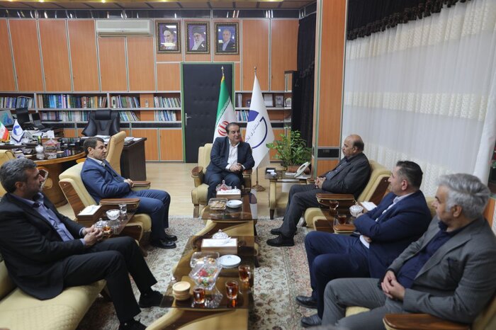 استاندار: بازنگری در زیرساختهای جادهای و پایانههای حملونقل ایلام ضروری است