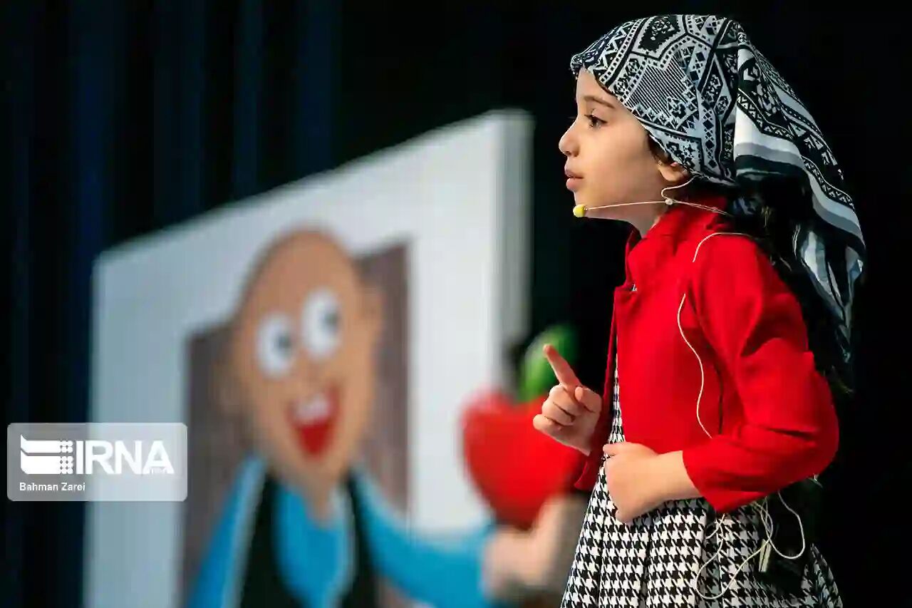 ۶۵ حکایت در جشنواره قصه‌گویی گیلان روی صحنه می‌رود