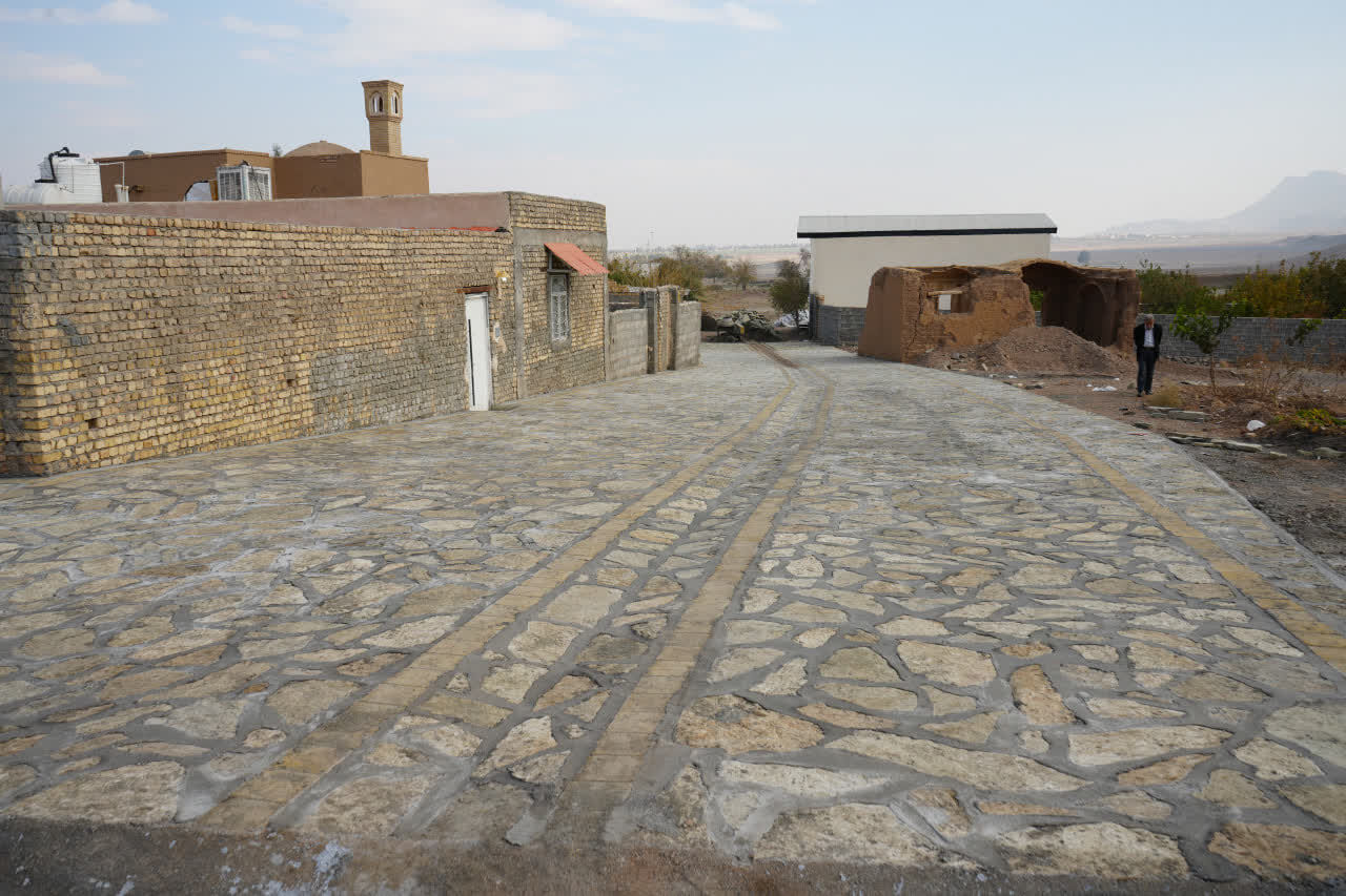 معابر روستای زنبورک قم با هدف مهاجرت معکوس بهسازی شد