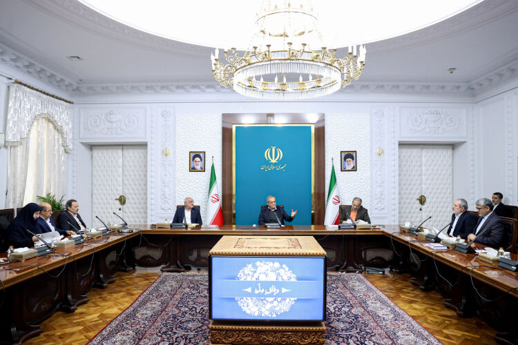 رئیس جمهور: دانشآموزان باید مهارتهایی را بیاموزند که با نیازهای روز همخوانی داشته باشد