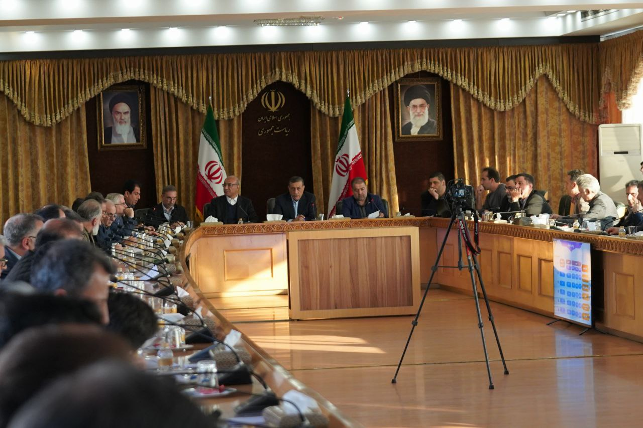 قائمپناه: پیگیری منابع مصوبات سفر رئیسجمهور، اولویت اول است