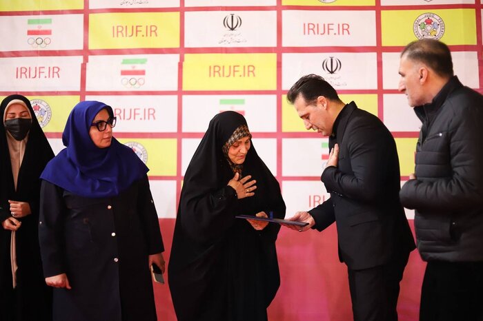 معرفی بانوان برتر جودو کشور؛ تجلیل از مادران و خانواده شهید مدافع حرم