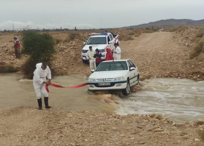 ثبت ۲۵ حادثه مرتبط با بارندگی در فارس؛ امداد رسانی هلال احمر به یکهزار و ۴۵۲ حادثه دیده