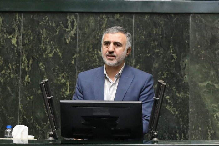 هویتزدایی و هویتسازی، راهبرد دشمن در جنگ نرم/ ضرورت مقابله هوشمند با تبلیغات رسانهای