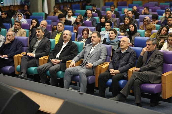 خانواده‌های کارآفرین اخلاق‌مدار، ناخدای کشتی نجات ایران