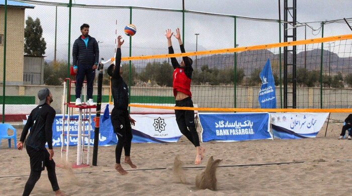 پارس جنوبی عسلویه و پیکان بندر دیر به فینال هفته سوم لیگ برتر والیبال ساحلی صعود کردند