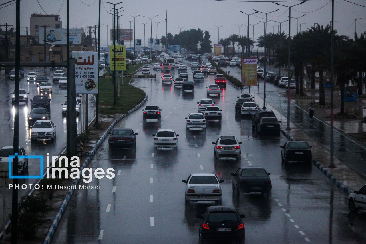 ورود سومین سامانه بارشی به هرمزگان با هشدار سیل و طغیان رودخانه‌ها/ دریا تا شنبه مواج است